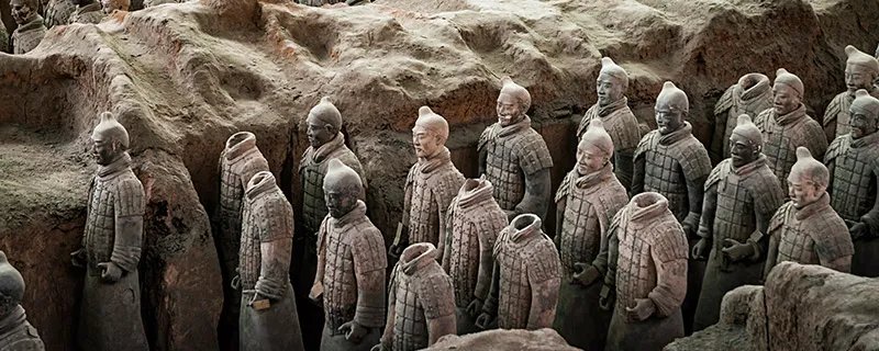 兵马俑是什么做的 兵马俑是用什么做的