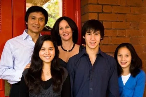 涉外婚姻多少钱 　跨国婚姻怎么办结婚证