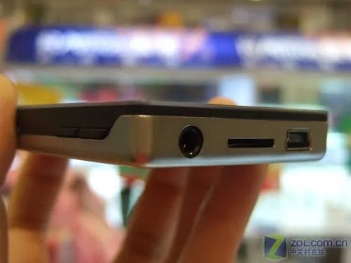 高清新品包揽前三名 MP3关注排行TOP10