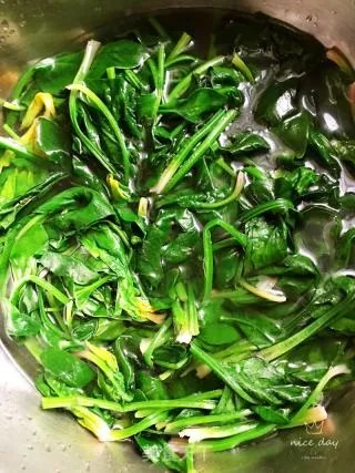 陈醋菠菜花生米