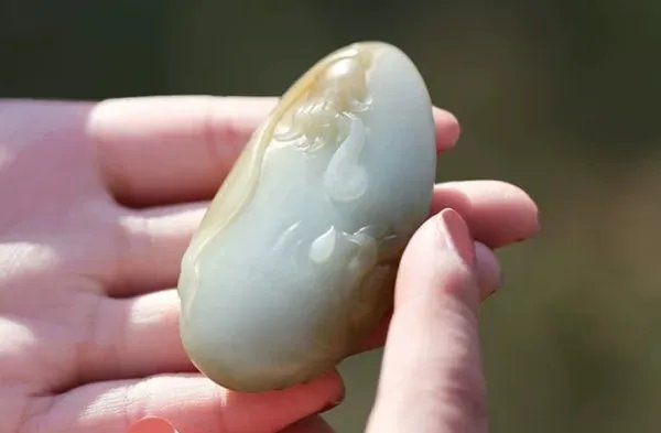 和田玉手把件？