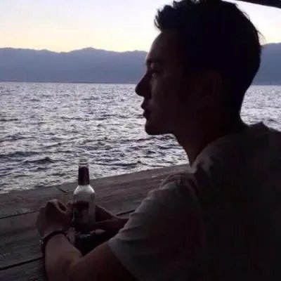 网抑云伤感头像大全