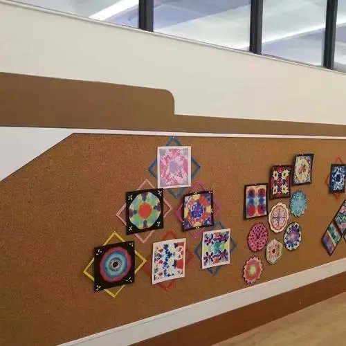 软木板怎么安装