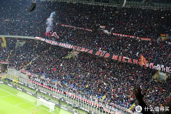 关于意大利旅行的那些事 篇二:AC米兰vs尤文图斯