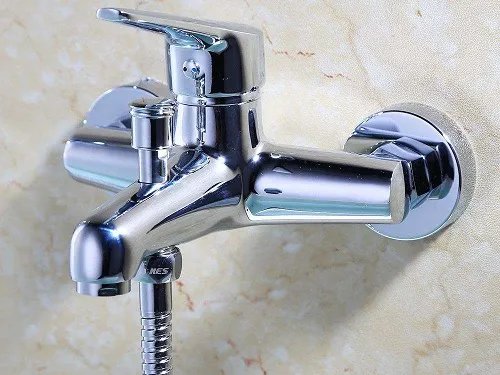 淋浴头怎么安装