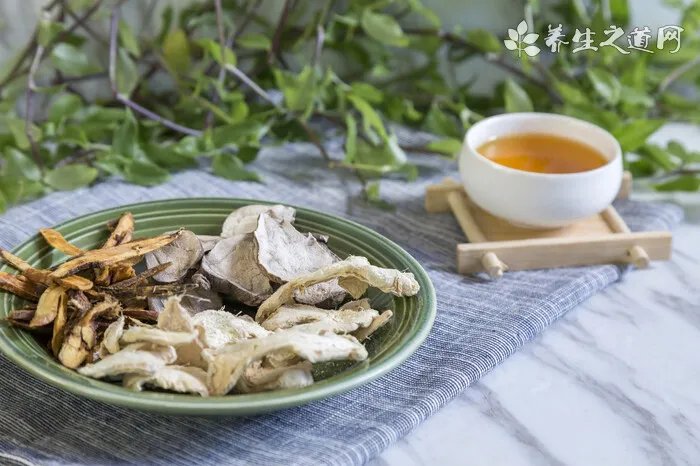 蒲公英和婆婆丁的区别_婆婆丁和蒲公英的区别