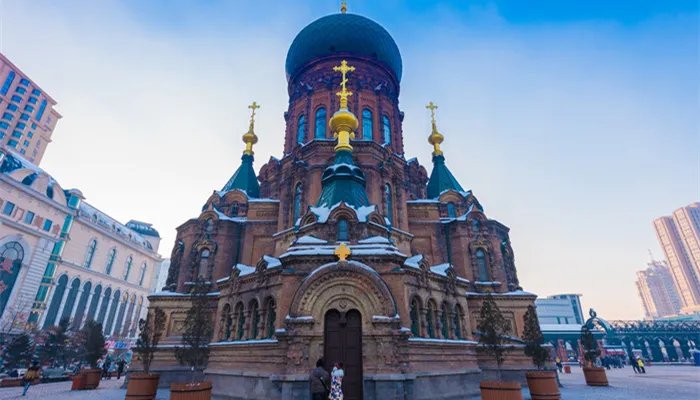 广厦学院哈尔滨是几本