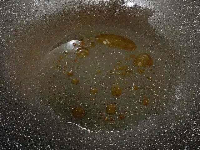 红烧鸡爪怎么做好吃?