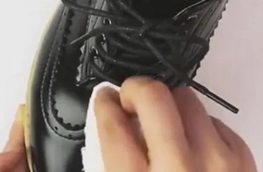 凡士林油可以当鞋油使用吗?