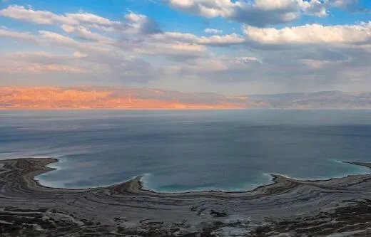 世界最深的洼地 世界最深的洼地是什么地方