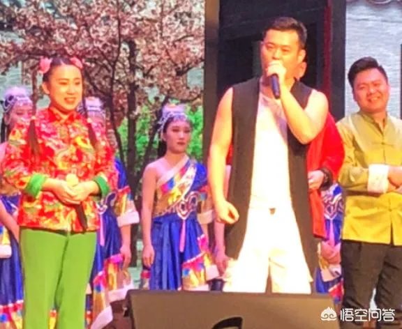 赵本山徒弟小鹏飞求婚丫蛋，对此你怎么看？