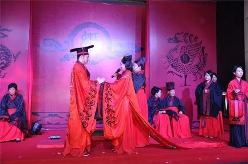 汉服婚礼流程 中国传统汉服婚礼礼仪