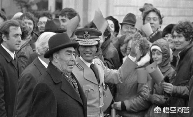 卡扎菲27岁时为何轻松发动政变，并成为利比亚领导人？