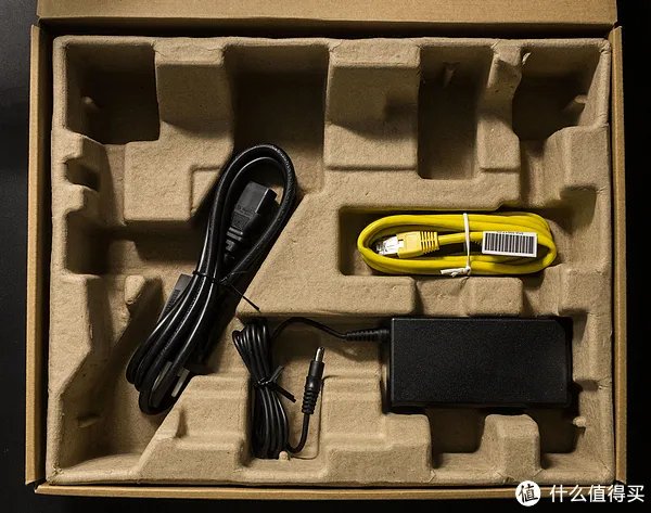 网件曾经的旗舰----R8000开箱及简单使用感受（多图，流量党慎入）