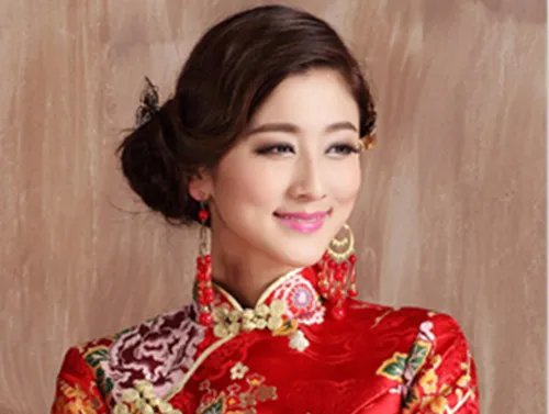 旗袍新娘发型图片大全 2017流行的旗袍发型推荐