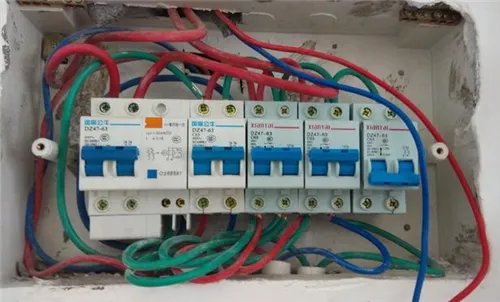 零线与地线的区别怎么区分