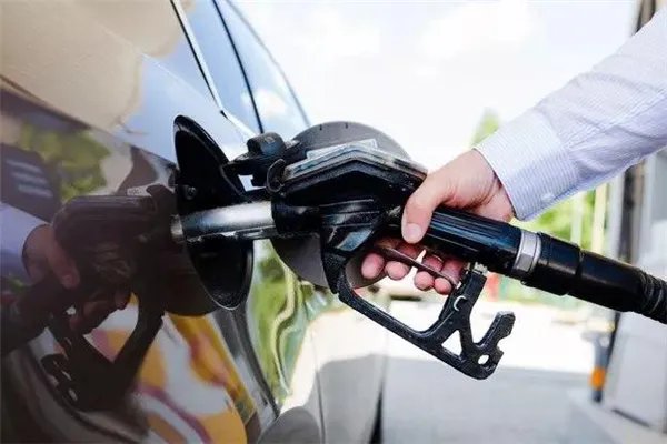 五一节前油价上涨 五一油价涨多少