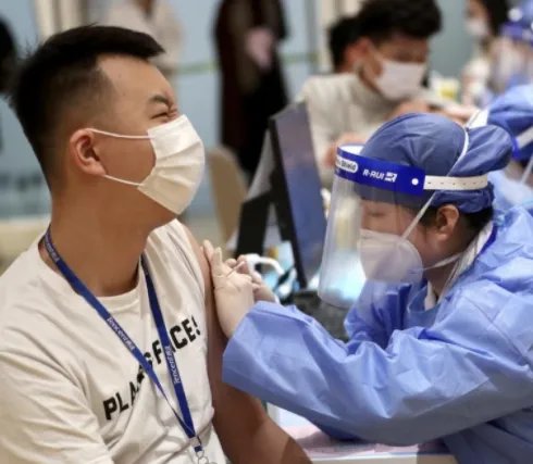 官方辟谣多地暂停新冠疫苗第一针接种,各地接种的实际情况如何?