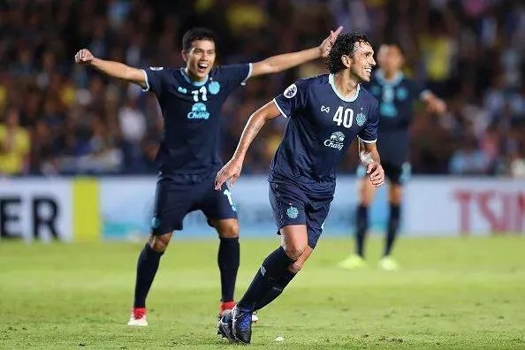 大家如何看待泰国武里南联队主场战胜全北现代队?