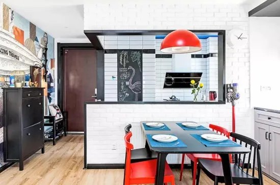 实墙换成玻璃隔断,竟然这么有用