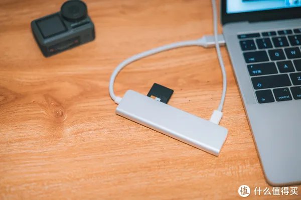 劝退文章,50多块的扩展坞不敢买,“达而稳”扩展坞评测