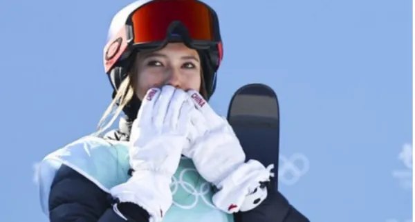 谷爱凌夺得女子大跳台金牌，她此次完成了哪些高难度动作？