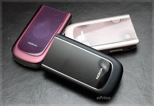 三色美型翻盖手机 诺基亚3710 fold评测