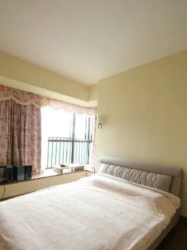 10带飘窗的卧室装修效果图 你喜欢哪一个呢