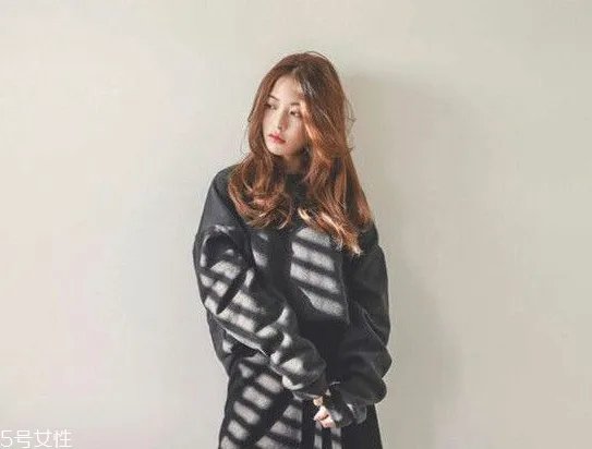 2022最流行的短发发型女图片 2022年春夏流行发型推荐