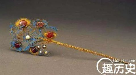 “银针试毒”是真的吗,古人为什么用银针试毒?背后究竟有什么原理?