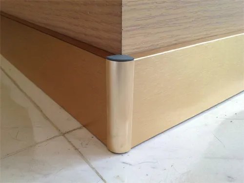 瓷砖踢脚线什么时候安装