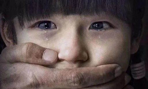 云南被抱走男孩父亲发声，他说了什么？