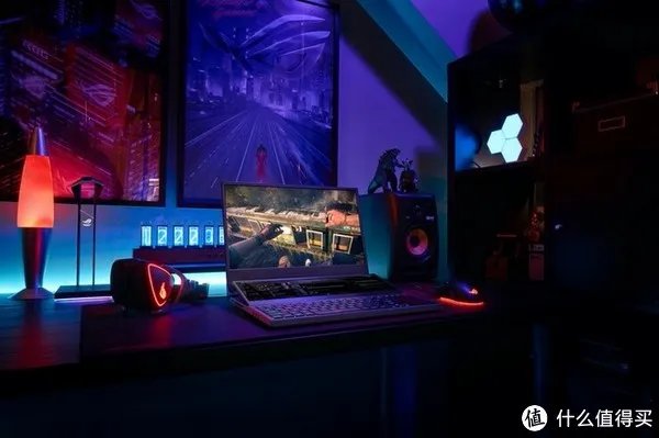 创意翘板副屏：华硕ROG Zephyrus Duo 15双屏游戏本正式发布