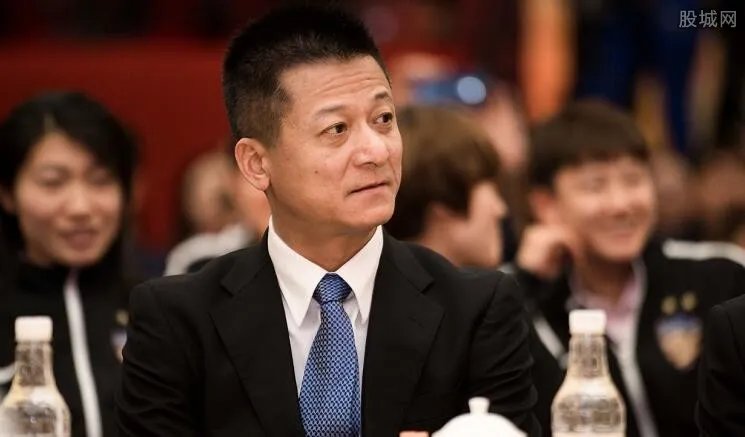 权健束昱辉简介 起底权健束昱辉个人资料