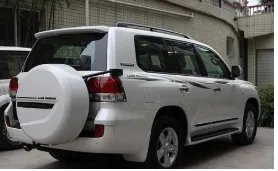 陆地巡洋舰和霸道哪个好？有什么区别？