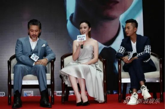 《离婚律师》张萌谈吻戏：波叔嘴唇很软