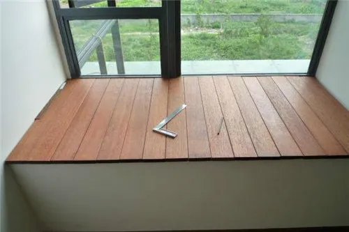 飘窗台面一般用什么材料