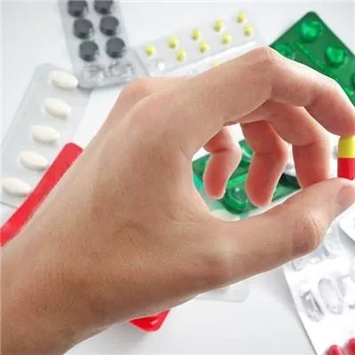 两个月婴儿吐奶是怎么回事