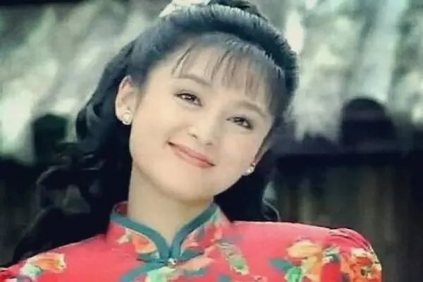 倪萍明明跟陈凯歌同居了6年,最后娶的人为何却是陈红?