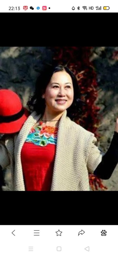 女孩子说年年岁岁花相似岁岁年年人不同是什么意思?