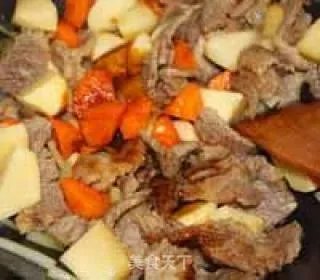 土豆炖肉