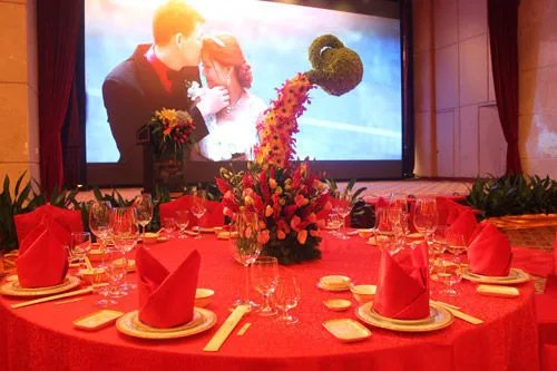 结婚酒席图片欣赏 婚宴酒席多少钱一桌