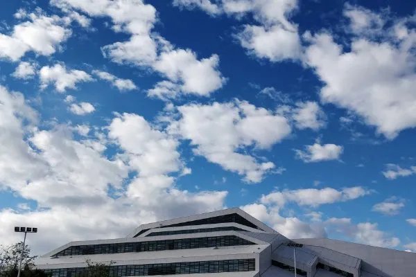 蓝天白云好心情的短语有什么？