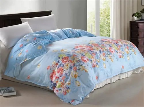 床上四件套包括什么