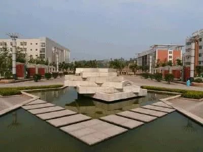 长江师范学院是一所怎样的大学?