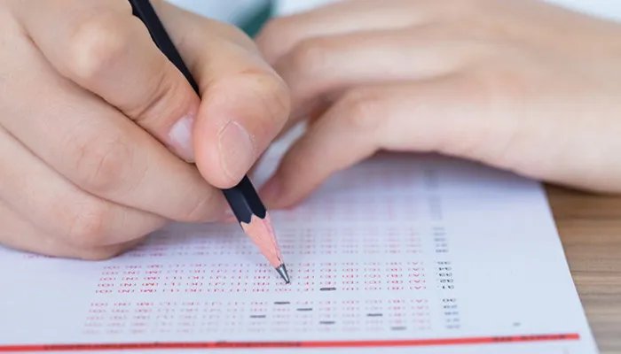 英语专业八级考试时间 英语八级考试时间是多久