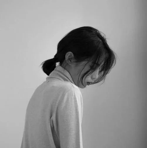 网抑云伤感头像大全