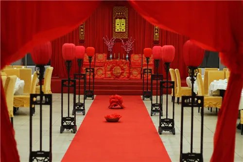 中式婚礼现场图片 怎么布置中式婚礼好看