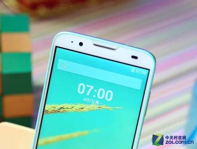 4G靓丽迷人小清新 朵唯懂小姐C9图赏