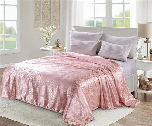 蚕丝被可以太阳晒吗